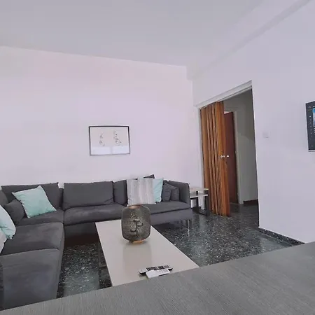Apartment Chrysanthemum Nicosia